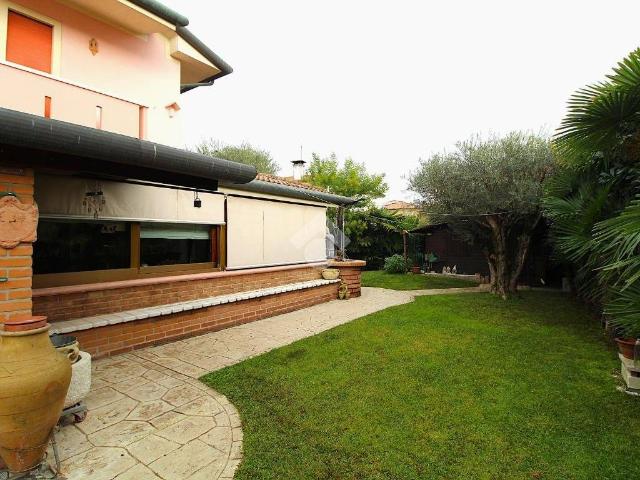 Villa Schiera in vendita a Fonte, Riese Pio X