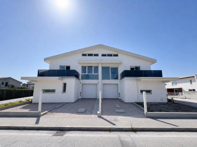 Villa Schiera in vendita a Padulli, Rimini