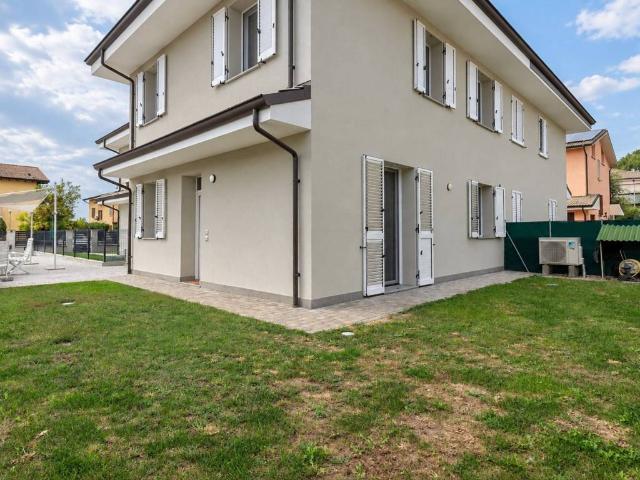 Villa Schiera in vendita a Rio Saliceto