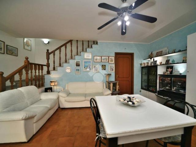 Villa Schiera in vendita a Pianura Reggiana, Re
