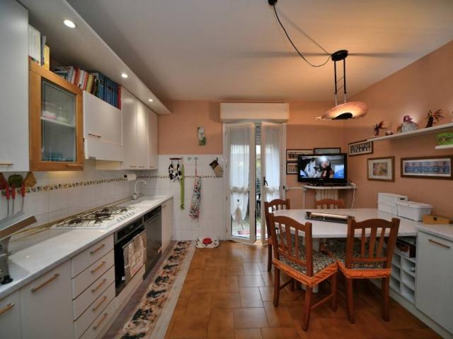 Villa Schiera in vendita a Pianura Reggiana, Re
