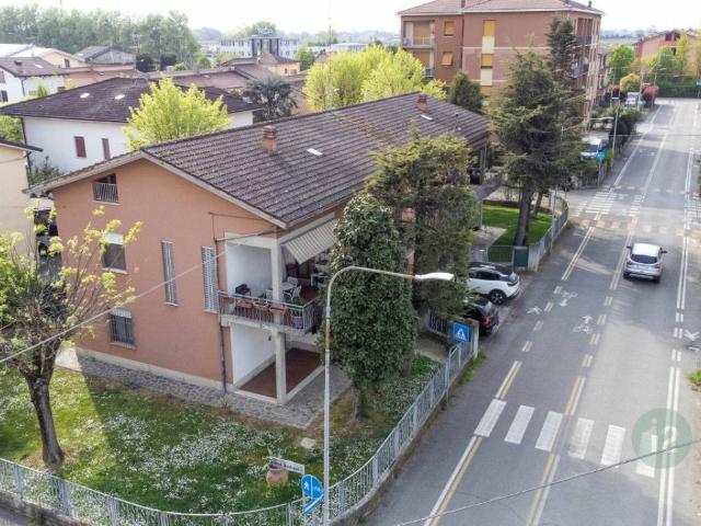 Villa Schiera in vendita a Pianura Reggiana, Re
