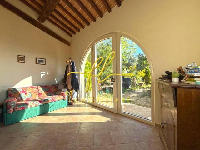 Villa Schiera in vendita a La Preselle, Riparbella
