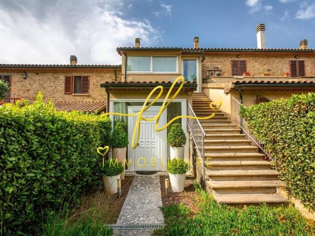 Villa Schiera in vendita a Riparbella, Toscana