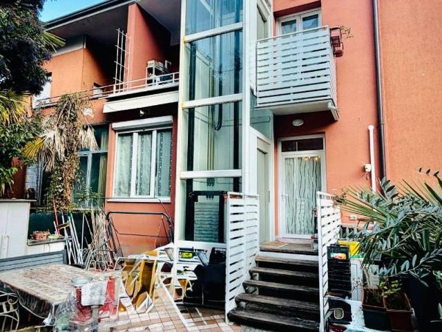 Villa Schiera in vendita a Comunità Alto Garda e Ledro, Riva