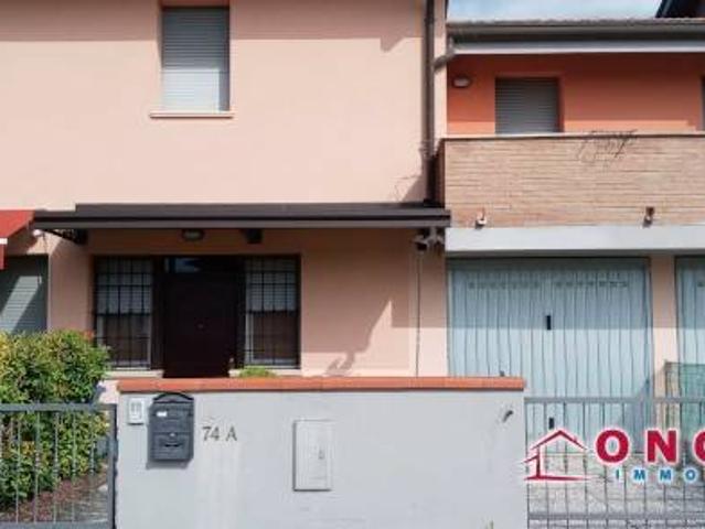 Villa Schiera in vendita a Unione Terre e Fiumi, Berra