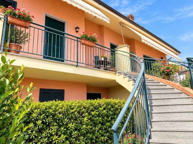 Villa Schiera in vendita a Riva Presso Chieri, Torino