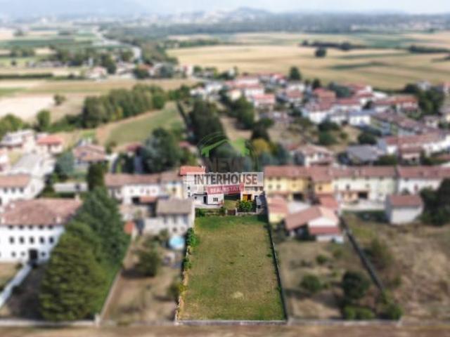 Villa Schiera in vendita a Rive D'arcano, Friuli-Venezia Giulia