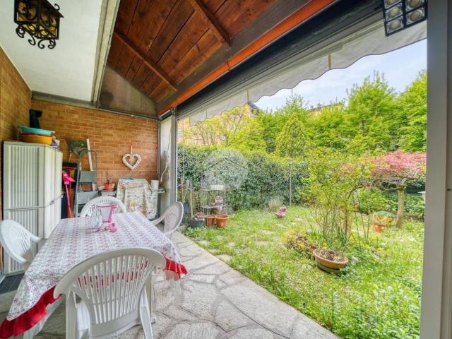 Villa Schiera in vendita a Maiasco, Piemonte