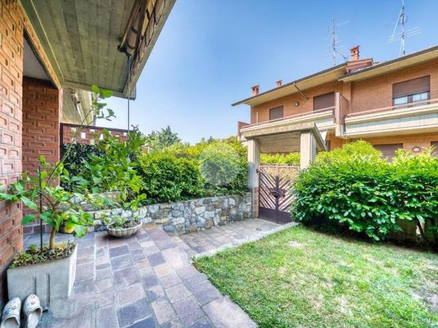Villa Schiera in vendita a Borgo Uriola, Piemonte