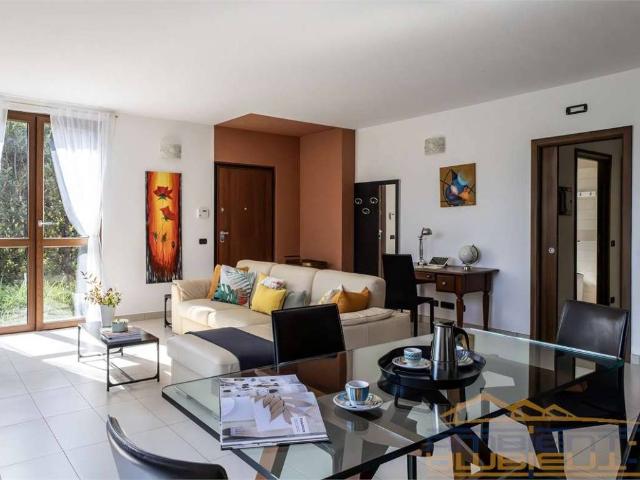Villa Schiera in vendita a Robbiate, Lombardia