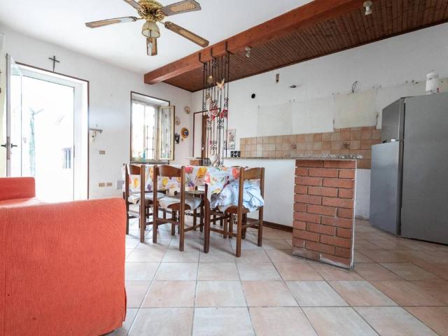 Villa Schiera in vendita a Robbio, Lombardia