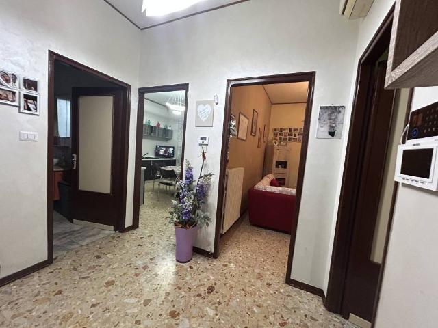 Villa Schiera in vendita a Robbio, Lombardia