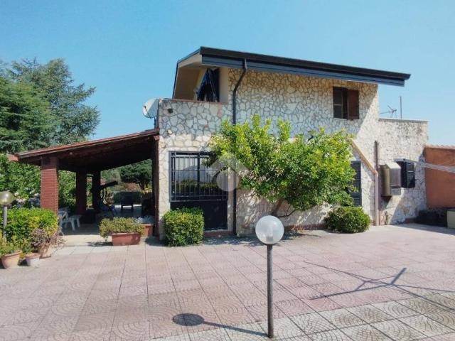 Villa Schiera in vendita a Rocca D'evandro, Campania