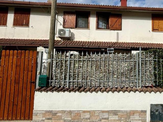 Villa Schiera in vendita a Rocca Di Botte, Abruzzo