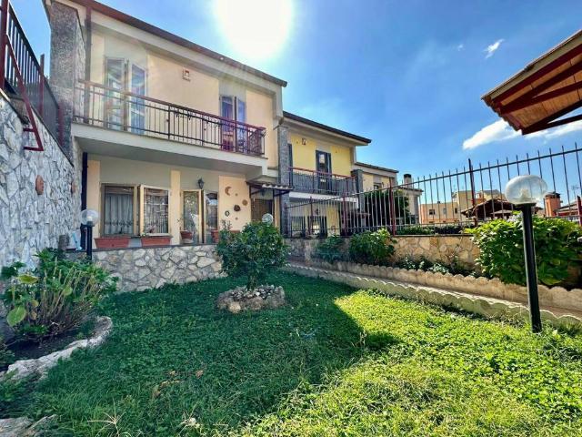 Villa Indipendente in vendita a Roma Capitale, Lazio