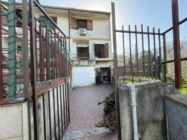 Villa Schiera in vendita a Roccabascerana, Campania