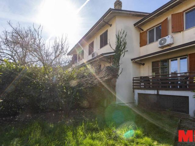 Villa Schiera in vendita a Rodano, Lombardia