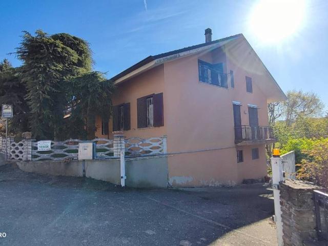 Villa Schiera in vendita a Piemonte, Cuneo