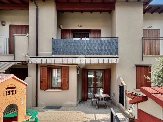 Villa Schiera in vendita a Rodengo, Rodengo Saiano