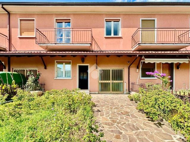 Villa Schiera in vendita a Rodengo, Rodengo Saiano