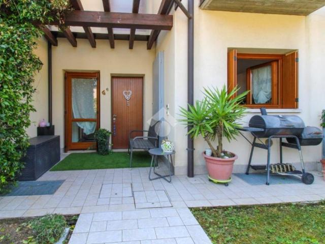 Villa Schiera in vendita a Comunità montana della Valle Sabbia, Roè Volciano