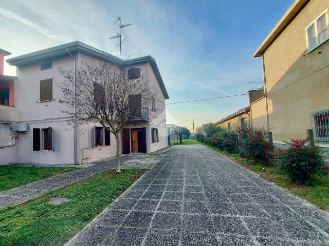 Villa Schiera in vendita a Pianura Reggiana, Re