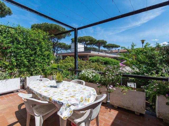 Villa Schiera in vendita a Madonnetta, Roma Capitale
