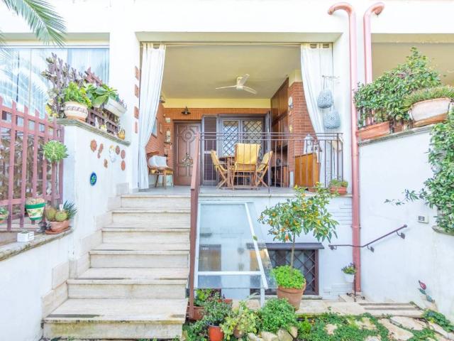 Villa Schiera in vendita a Villaggio Breda, Roma Capitale