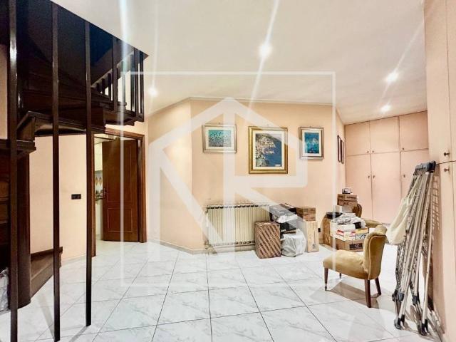 Villa Schiera in vendita a Prato Fiorito, Roma Capitale