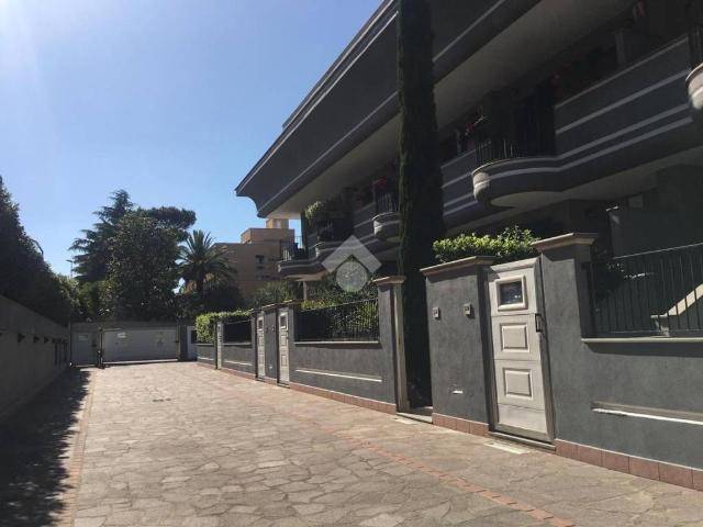 Villa Schiera in vendita a Aurelio, Roma