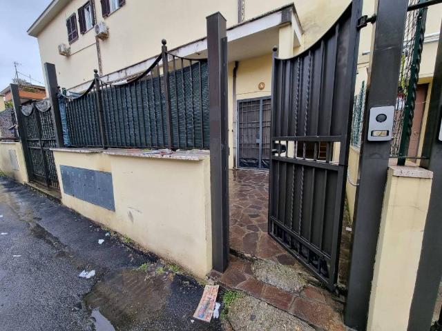 Villa Schiera in vendita a Municipio Roma XIII, Roma Capitale
