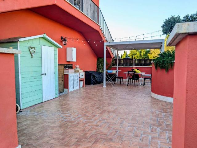 Villa Schiera in vendita a Mostacciano, Roma Capitale