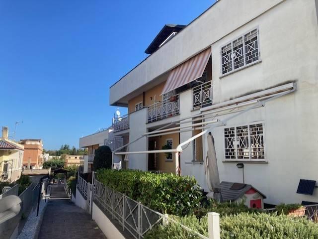 Villa Schiera in vendita a Villaggio Breda, Roma Capitale