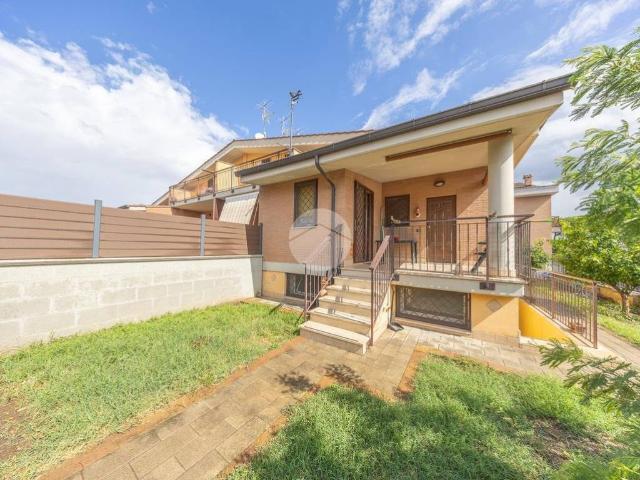 Villa Schiera in vendita a Castelverde, Roma Capitale