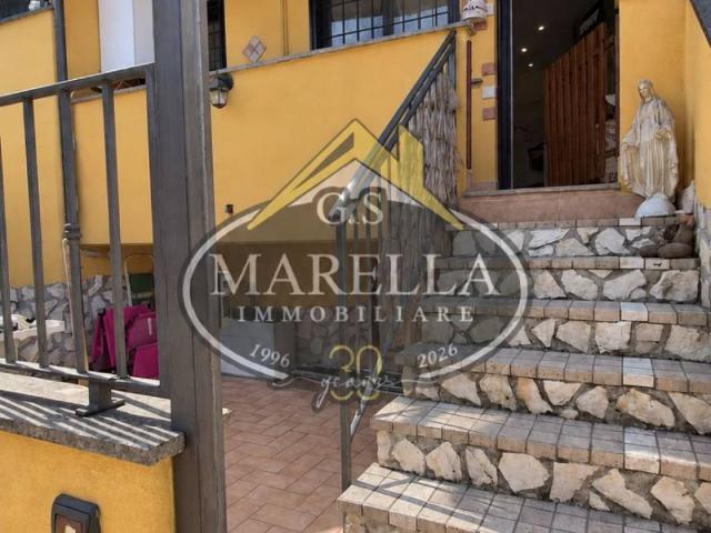 Villa Schiera in vendita a Selva Nera, Roma