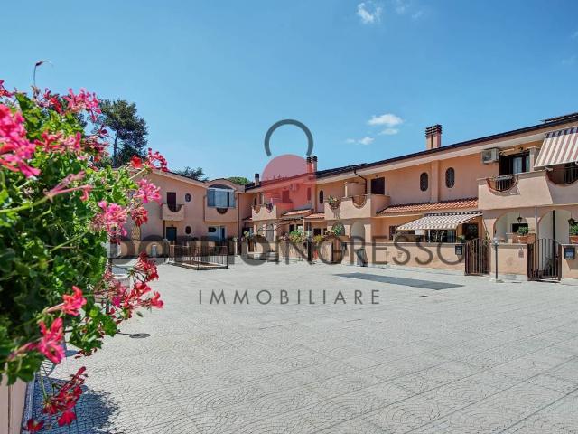 Villa Schiera in vendita a Casale Prima Porta, Roma Capitale