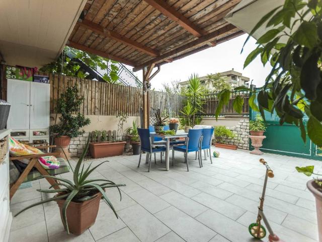 Villa Schiera in vendita a Torrino, Roma