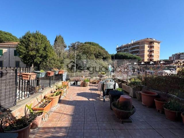 Villa Schiera in vendita a Municipio Roma XV, Roma Capitale