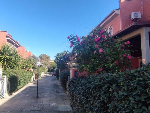Villa Schiera in vendita a Madonnetta, Roma Capitale