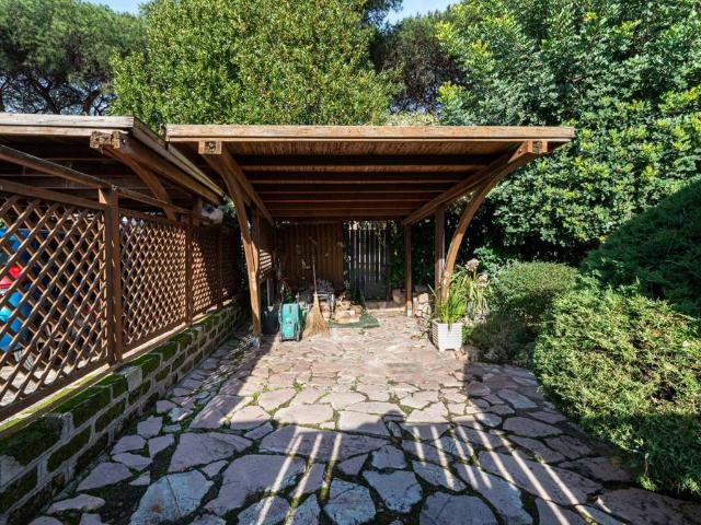 Villa Schiera in vendita a Madonnetta, Roma Capitale