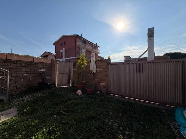 Villa Schiera in vendita a Ponte Linari, Roma Capitale