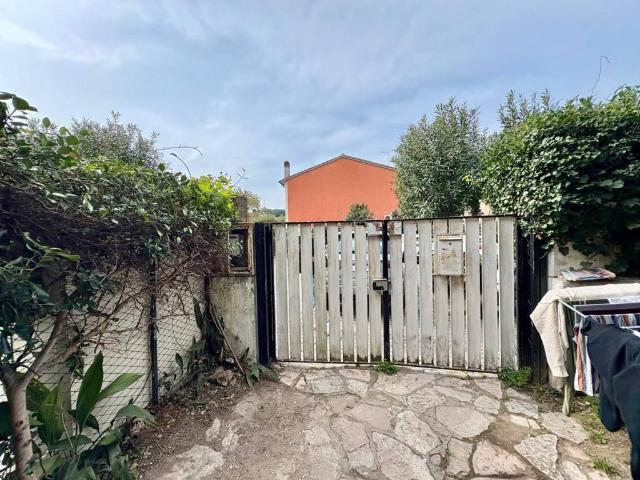 Villa Schiera in vendita a Axa, Roma Capitale