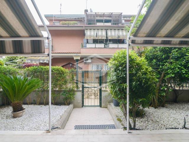 Villa Schiera in vendita a Casalotti, Roma