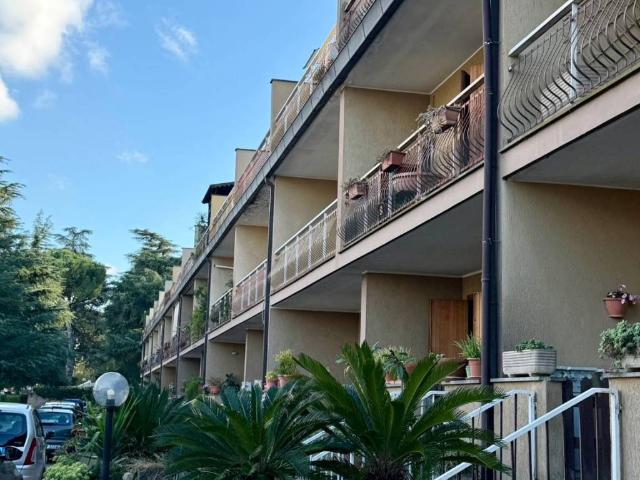 Villa Schiera in vendita a Municipio Roma VII, Roma Capitale