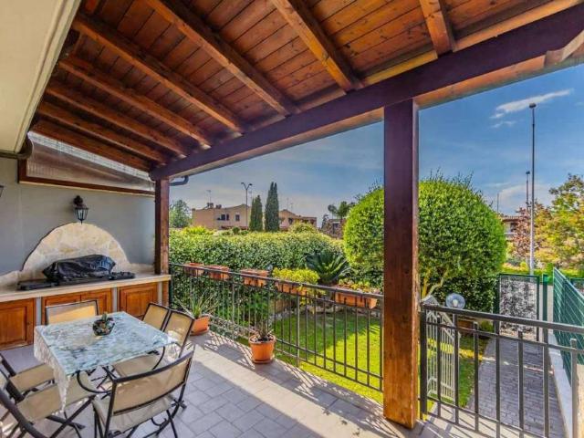 Villa Schiera in vendita a Ponte Linari, Roma Capitale