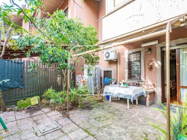 Villa Schiera in vendita a Ponte Linari, Roma Capitale