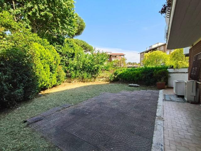 Villa Schiera in vendita a Municipio Roma VII, Roma Capitale