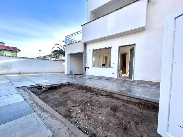 Villa Schiera in vendita a San Giorgio di Acilia, Roma Capitale