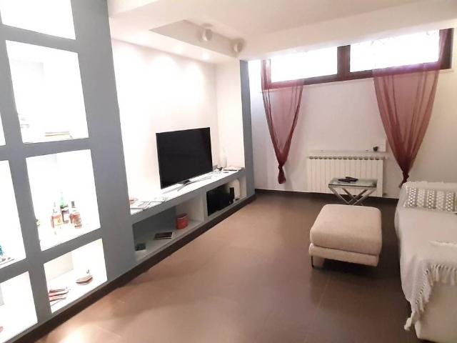 Villa Schiera in vendita a Castel Fusano, Roma